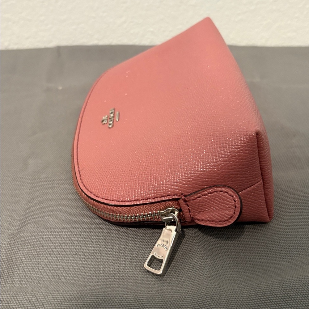 Coach Pink Shimmery Leather Cosmetic Clutch Pouch Bag - Picture 4 of 5